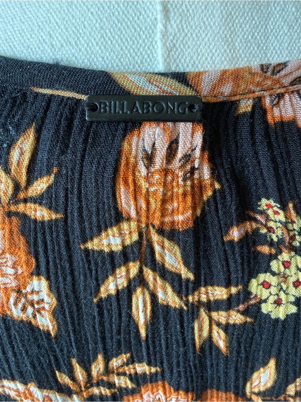 Billabong Floral Boho Mini Dress L Long Sleeve Tie Neck w/ keyhole Empire Waist - Picture 8 of 13
